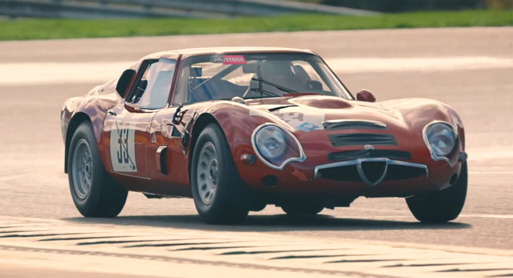  Watch This 1-Of-10 Alfa Romeo Giulia TZ2 Get Driven To Its Limits By Its 73-Year-Old Owner