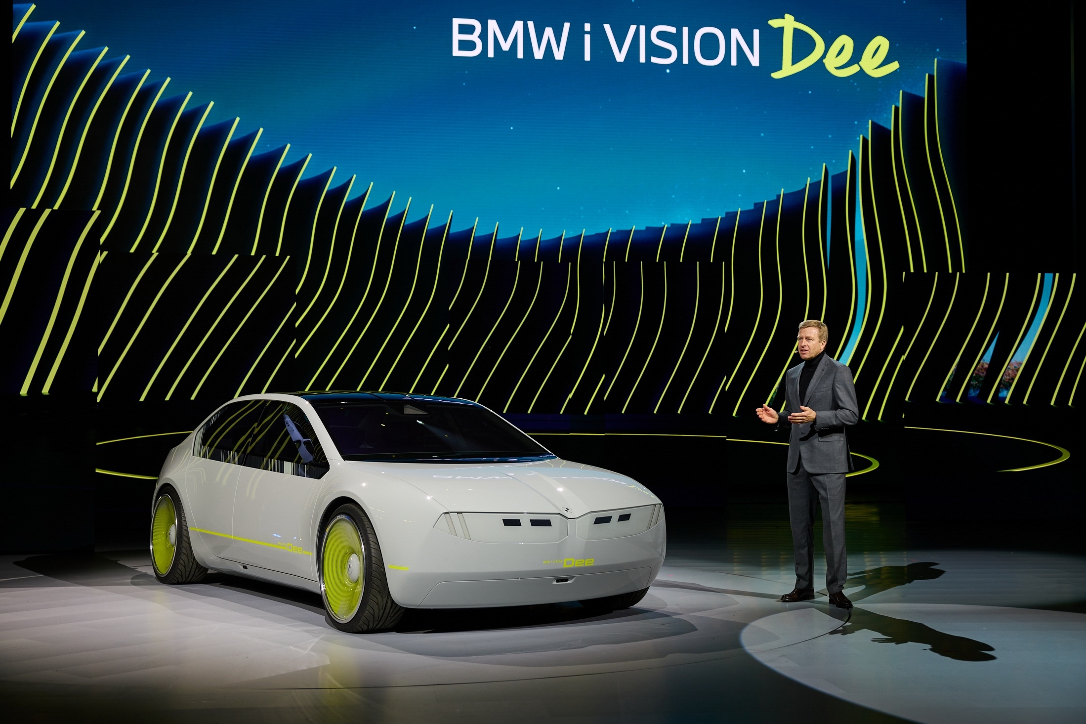 BMW i Vision Dee CES 1