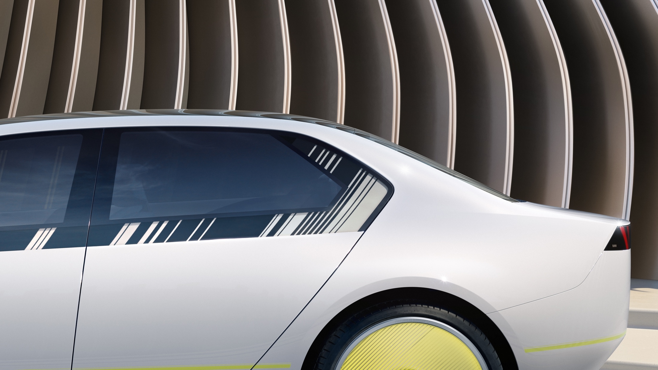 BMW i Vision Dee CES 53
