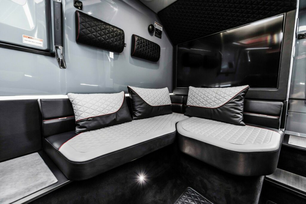  Brabus Has A New Boat With Twin 4.8-Liter V8s And 900 HP