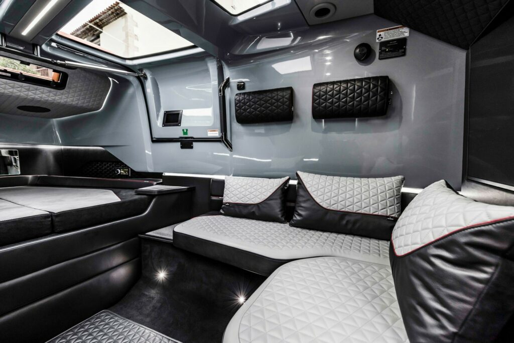  Brabus Has A New Boat With Twin 4.8-Liter V8s And 900 HP