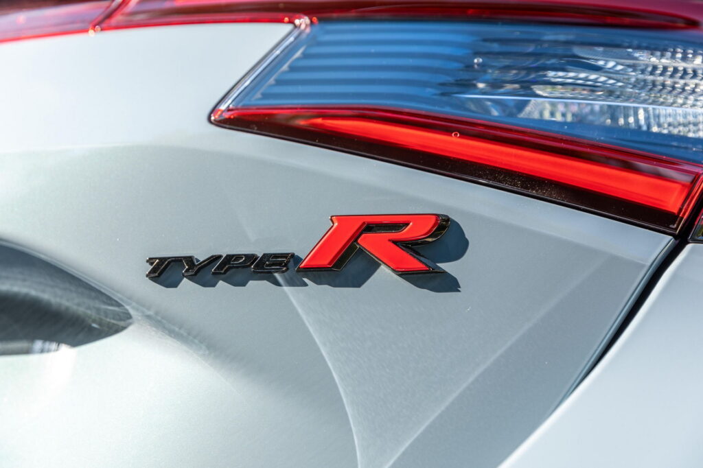 2023 Civic Type R Seller Finds Out The Hard Way It's Not Worth Anywhere  Near The $20k Markup