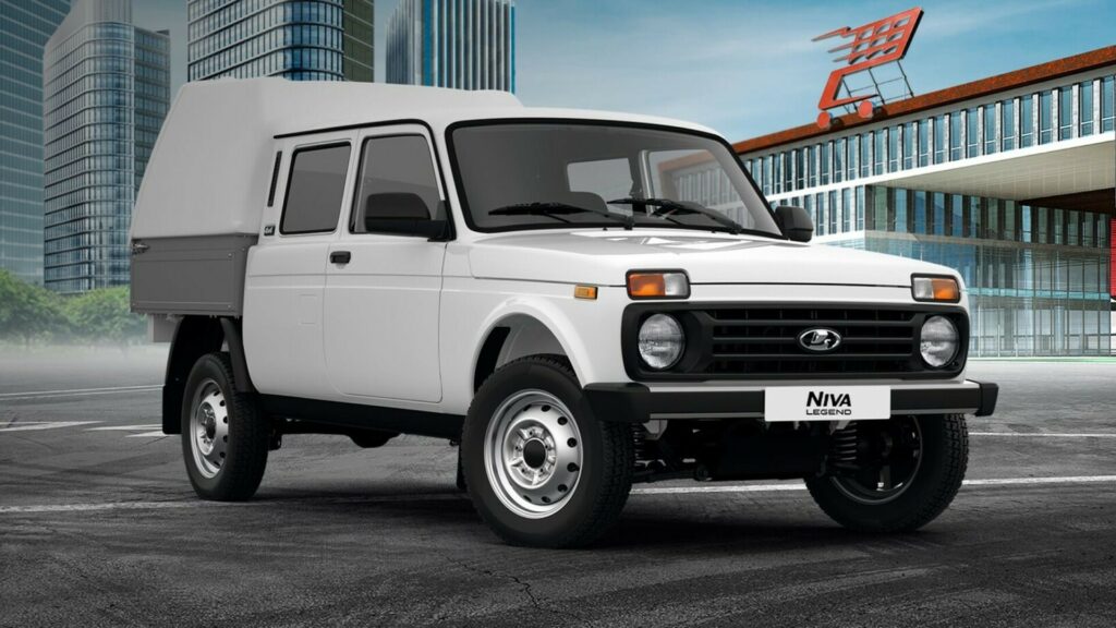  Lada Shows Upgraded LCVs Based On The Ancient Niva