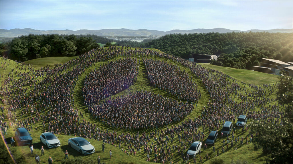  Mercedes-Benz’s 93,000 German Employees Getting €7,300 Bonus