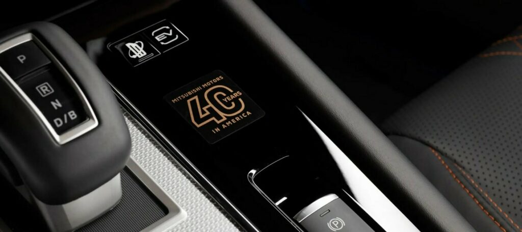  Mitsubishi Forgets What Year It Is, Introduces Outlander 40th Anniversary Edition Two Years Late