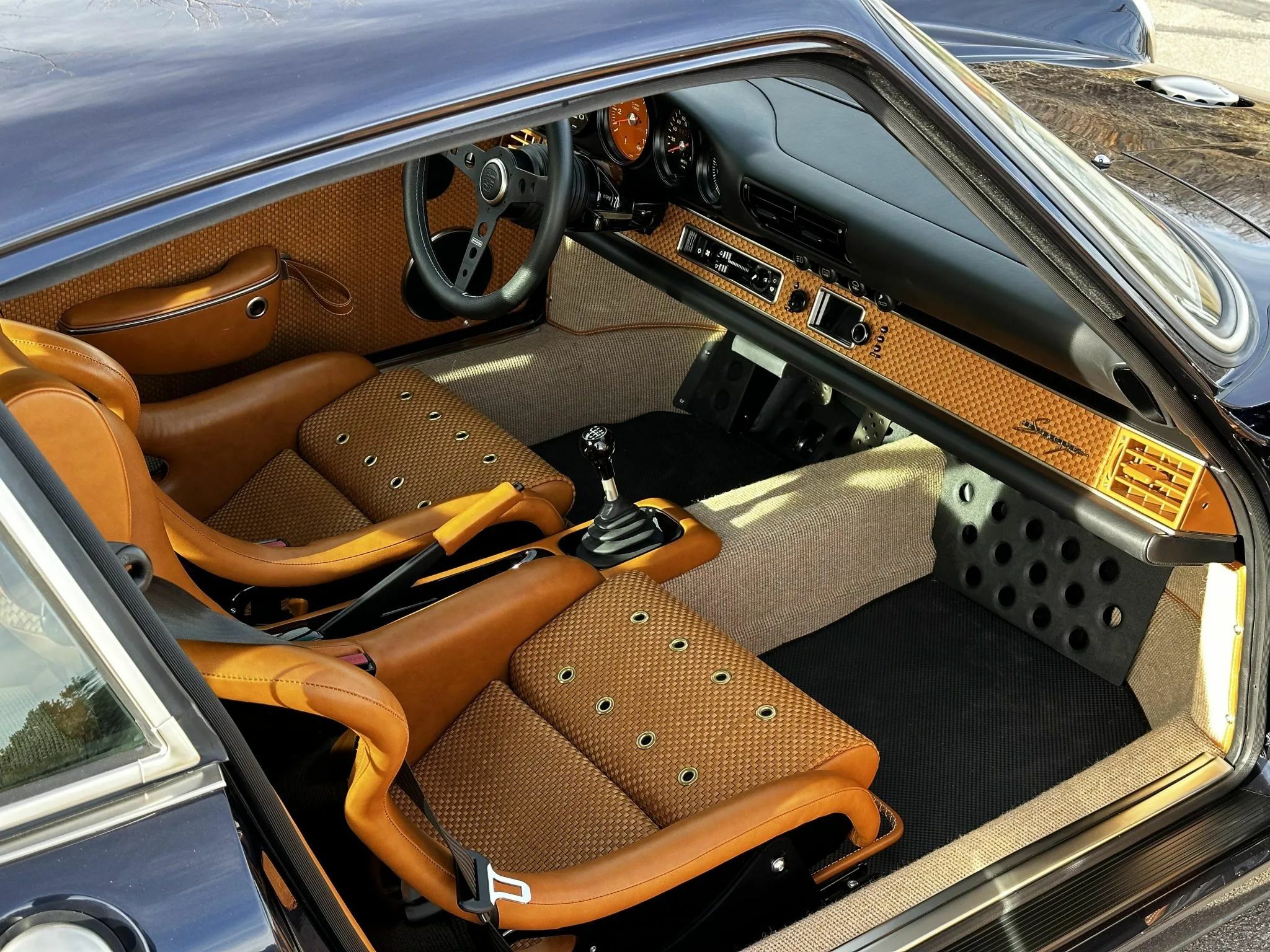 Smooth interior kit (Singer Style) for Porsche 911 G - fiberglass, 3.405,00  €