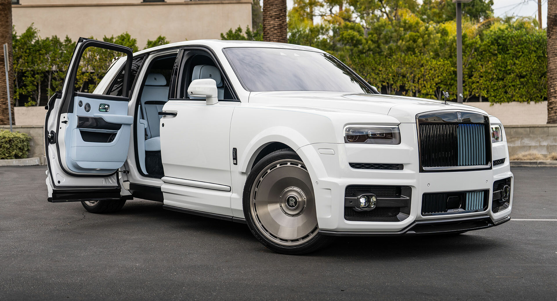 Rolls Royce SUV - Cullinan Style Tips