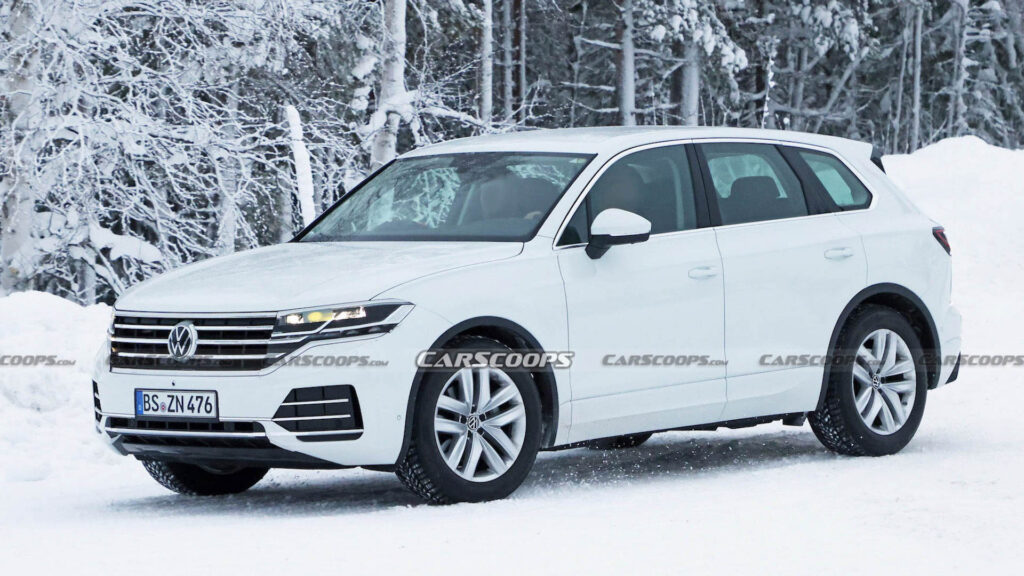  Cleverly Disguised 2025 Volkswagen Touareg Is Hiding In Plain Sight