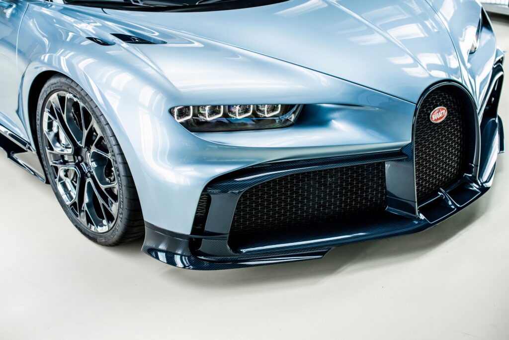 Bugatti Chiron Profilée becomes most valuable new car ever auctioned –  Bugatti Newsroom
