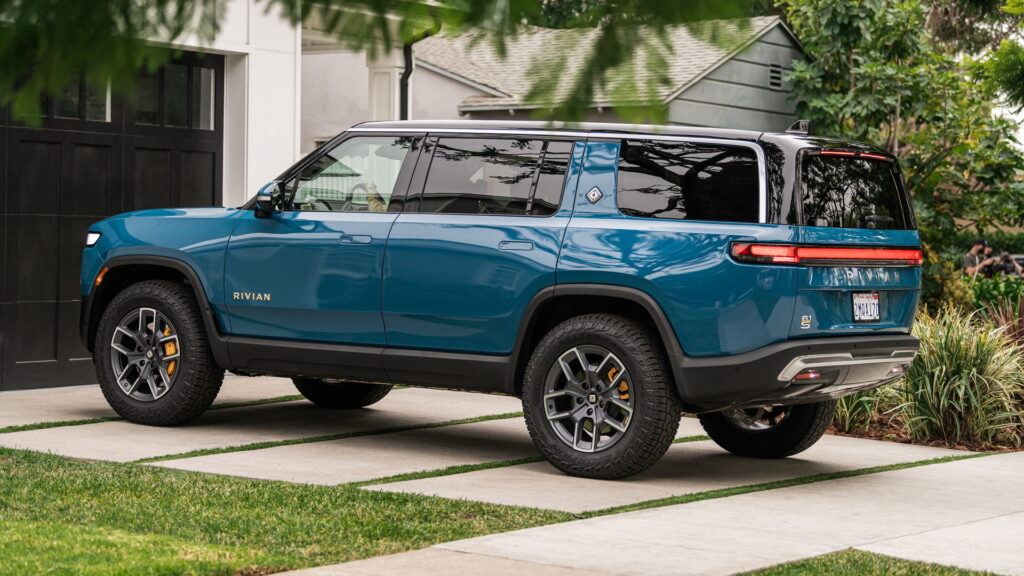  Rivian To Add Car-To-Car And Vehicle-To-Home Charging Capability In Over-The-Air Update