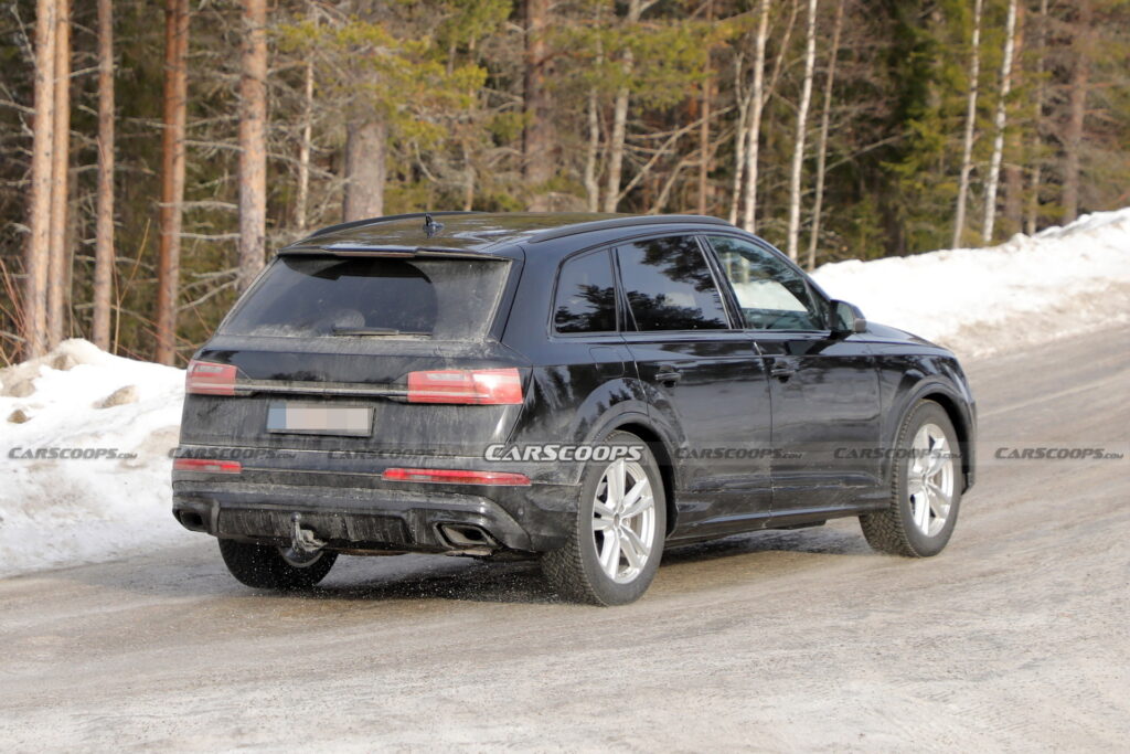     Facelifted 2024 Audi Q7 snapped anything but undisguised in latest spy shots