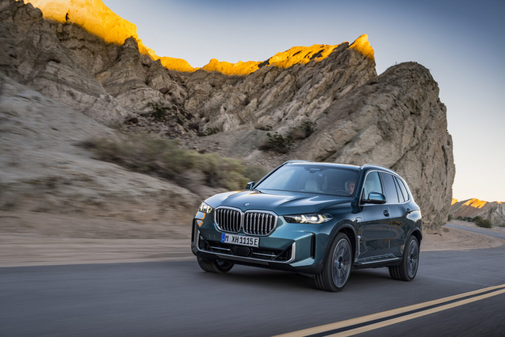2024 BMW X5 and X6 Facelift Brings Extra Power, Better Efficiency