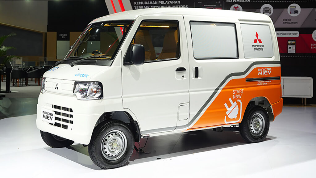  12-Year-Old Mitsubishi Minicab MiEV Relaunched With Production In Indonesia