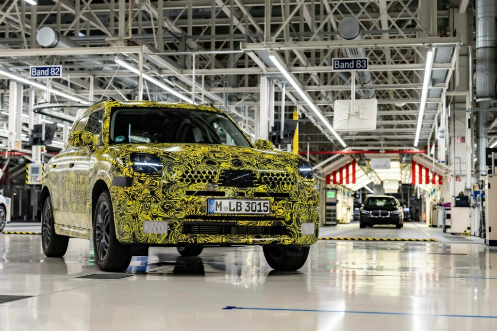  Mini Gearing Up To Start Building Electric Countryman In Germany