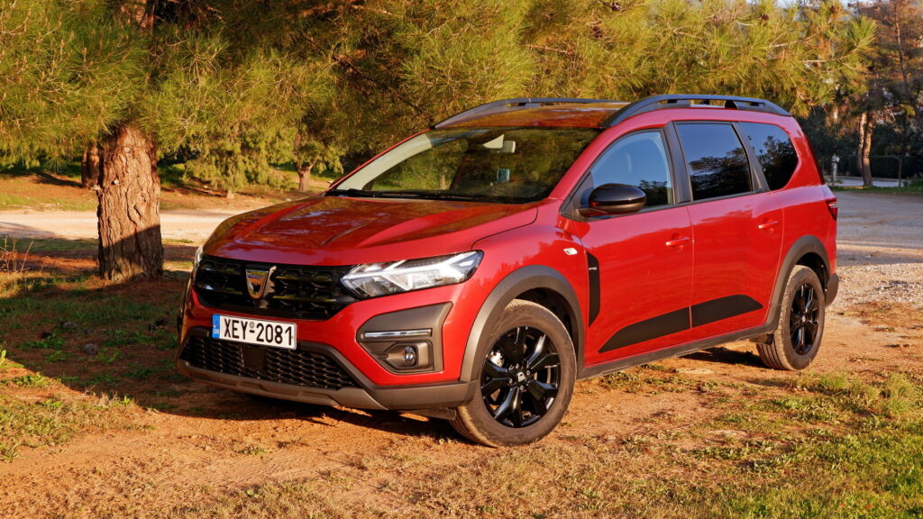 New 2022 Dacia Jogger is UK's cheapest seven-seater at £14,995