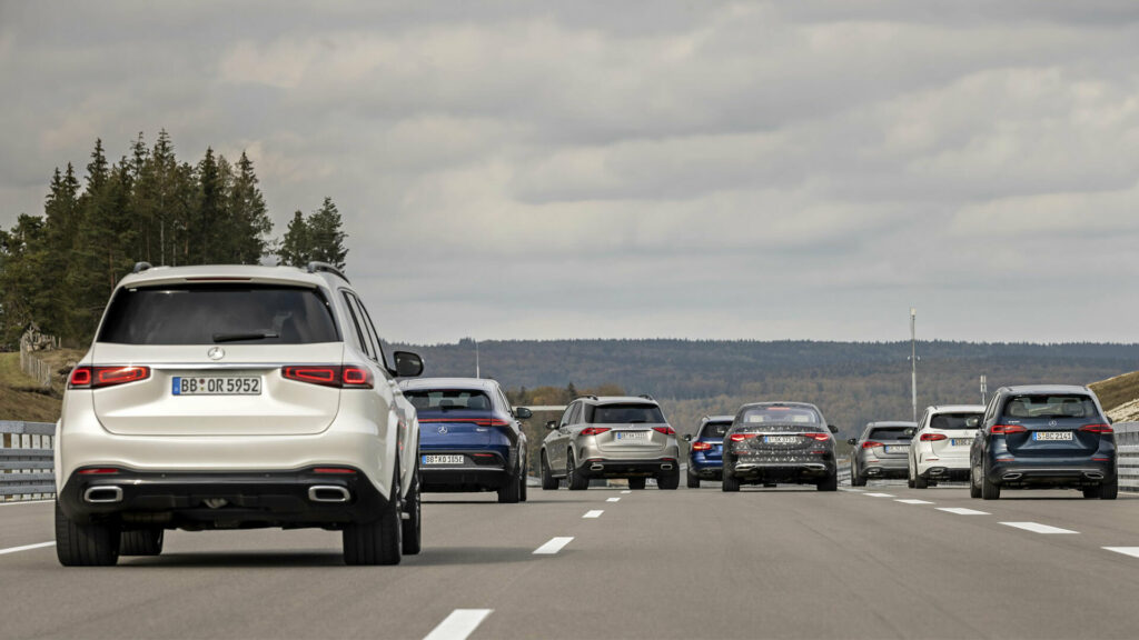  Over 330,000 Mercedes UK Owners Claim Their Cars Have Emissions Cheating Devices