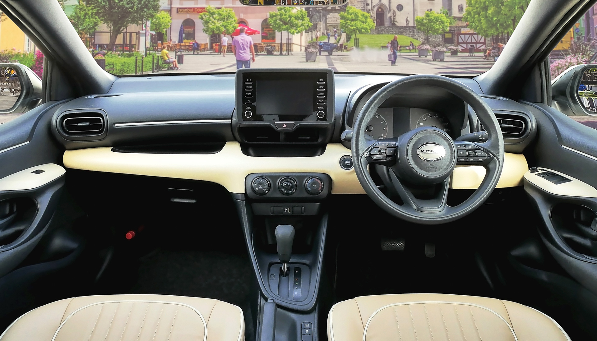 Mitsuoka Viewt Story (7)