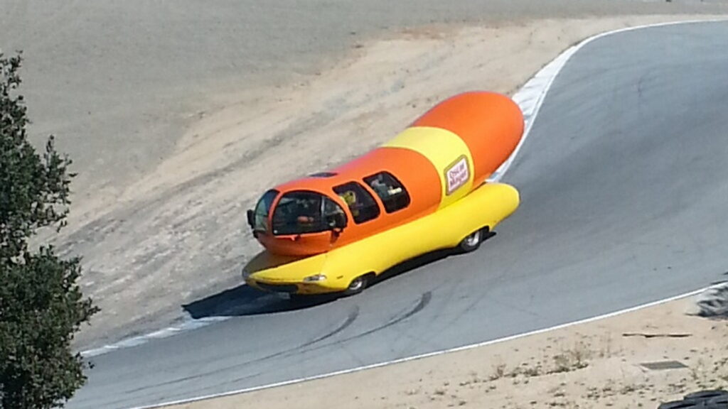  Thieves Take A Bite Out Of Oscar Mayer Wienermobile Stealing Its Catalytic Converter