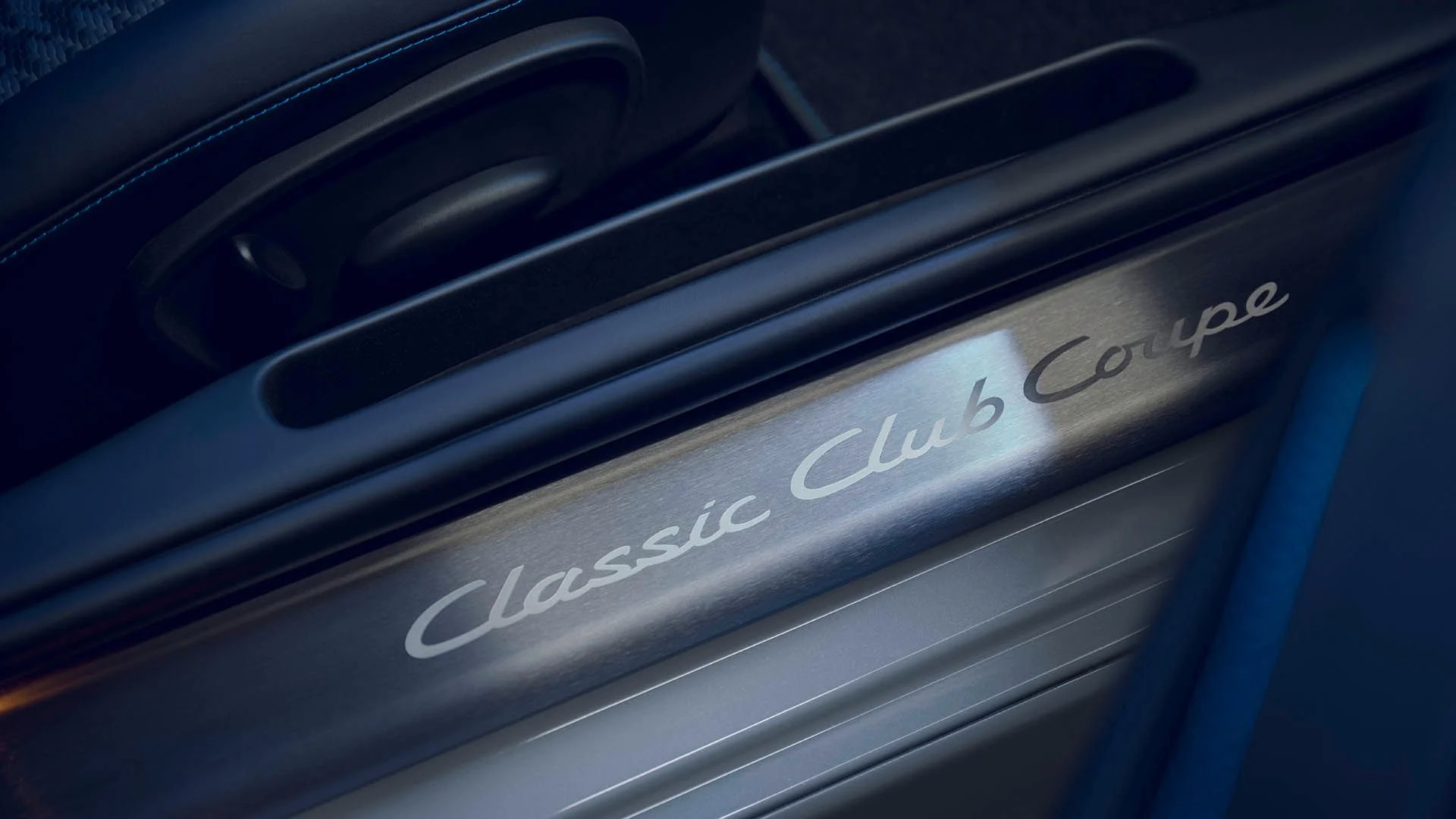 Porsche 911 Classic Club Coupe 5