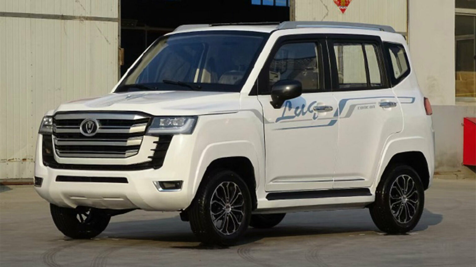 A Baby Toyota Land Cruiser LC300 Replica Has Surfaced In China - Car