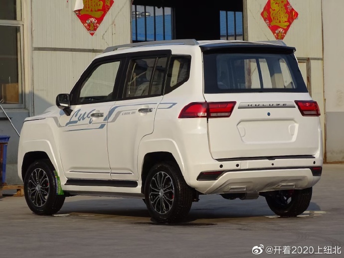A Baby Toyota Land Cruiser LC300 Replica Has Surfaced In China Carscoops