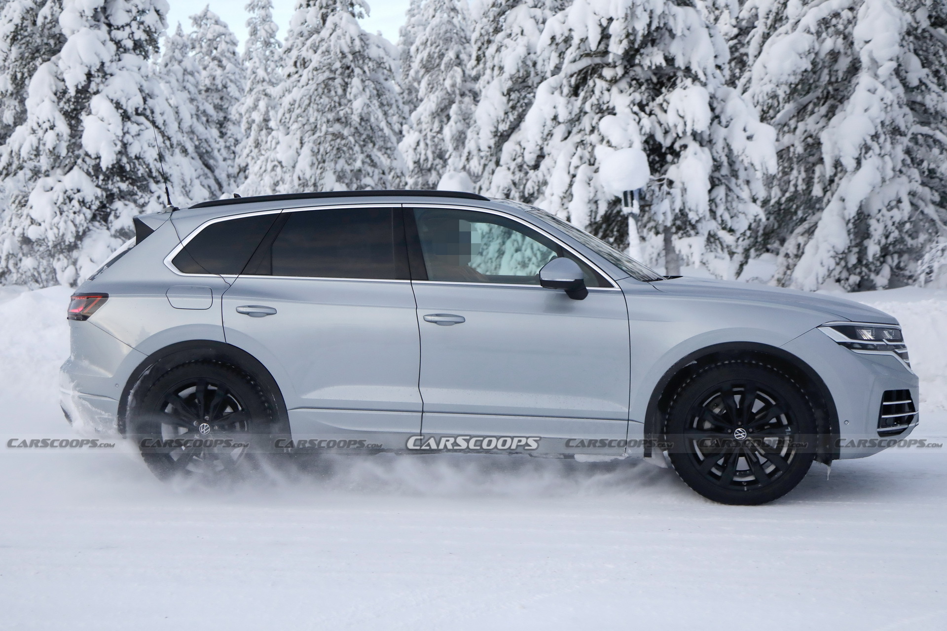  2024 VW Touareg Facelift Isn’t Fooling Anyone During Arctic Circle Illustration 