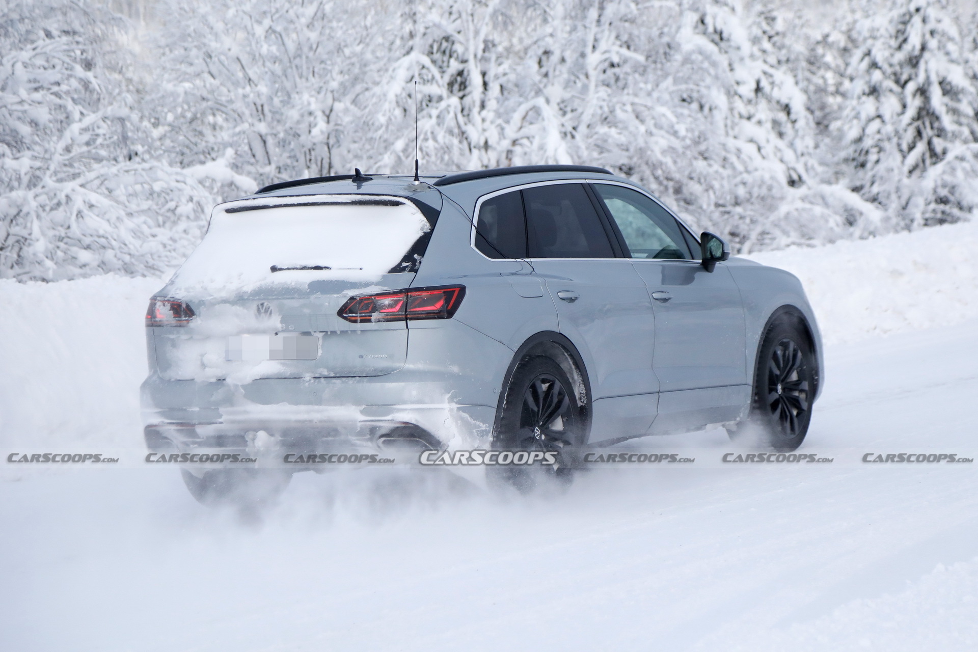  2024 VW Touareg Facelift Isn’t Fooling Anyone During Arctic Circle 