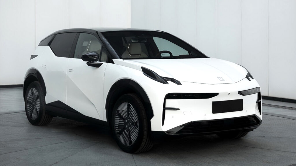  New Zeekr X Is An Electric Crossover Based On The Smart #1 And Volvo XC30