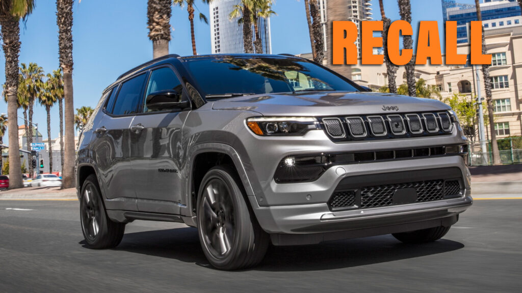  Certain Jeep Compass Infotainment Screens May Be Too Dim To See In The Day