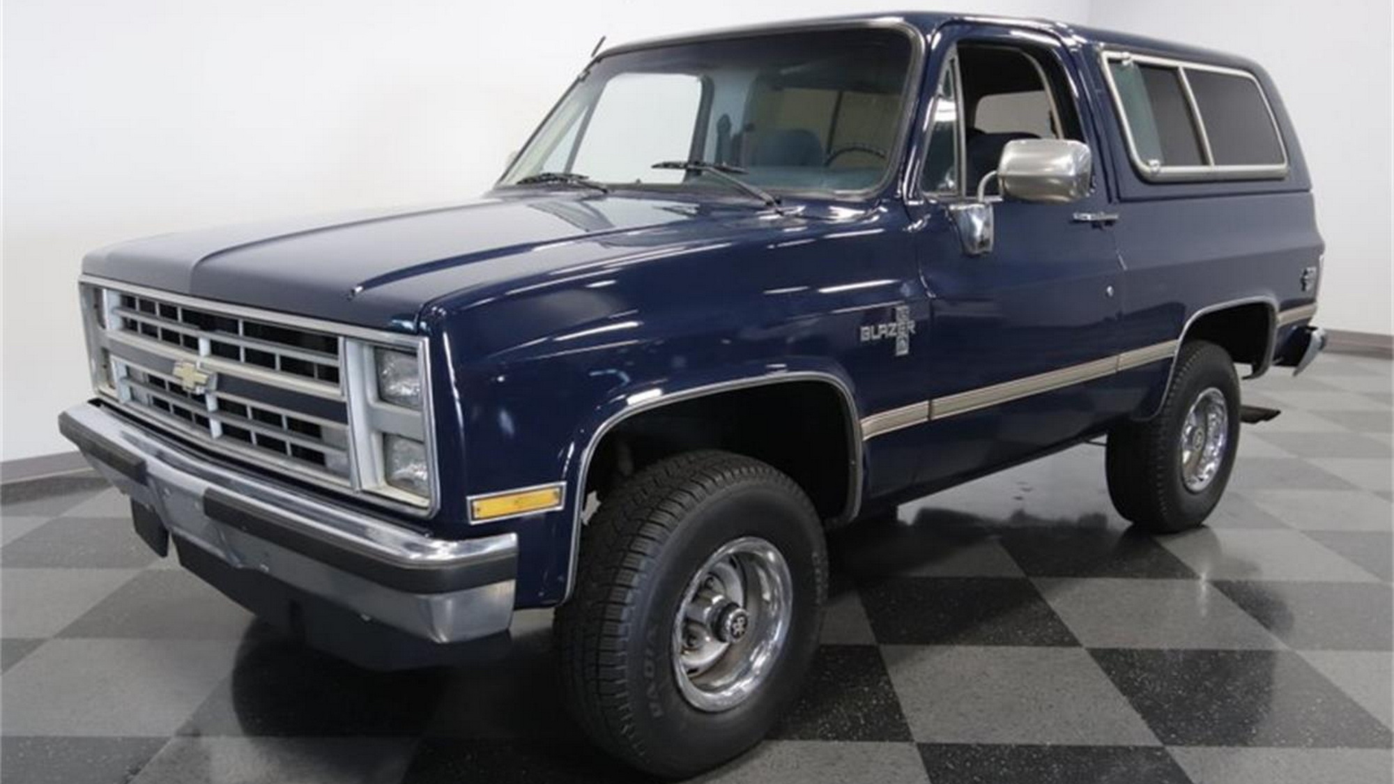 Classic Car Dealer In Maine That Never Existed Scams Buyers Out Of