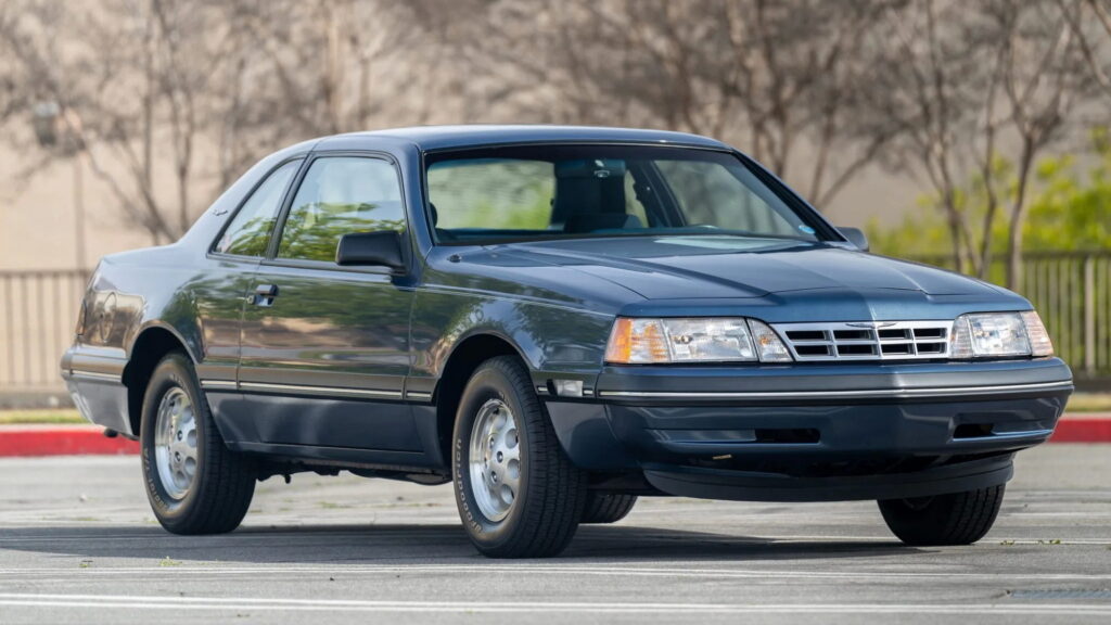  The Time Capsule 1987 Ford Thunderbird With Only 3,000 Miles In 36 Years