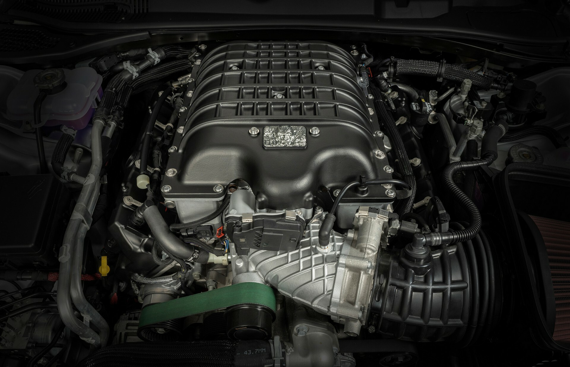 Dodge Introduces 1 025 HP Crate Engine Shared With The Challenger SRT 