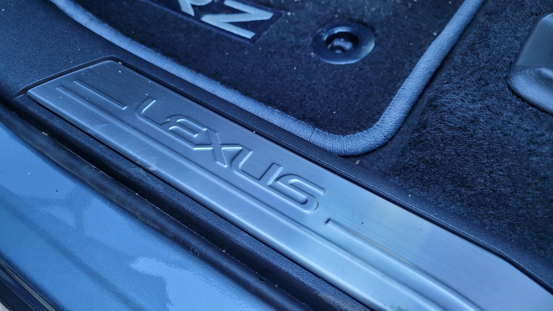2023 Lexus RZ 202