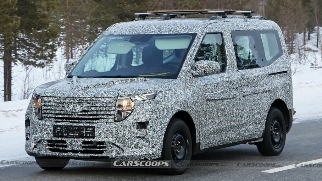  Ford’s Basic And Boxy Tourneo Courier Spied In Europe
