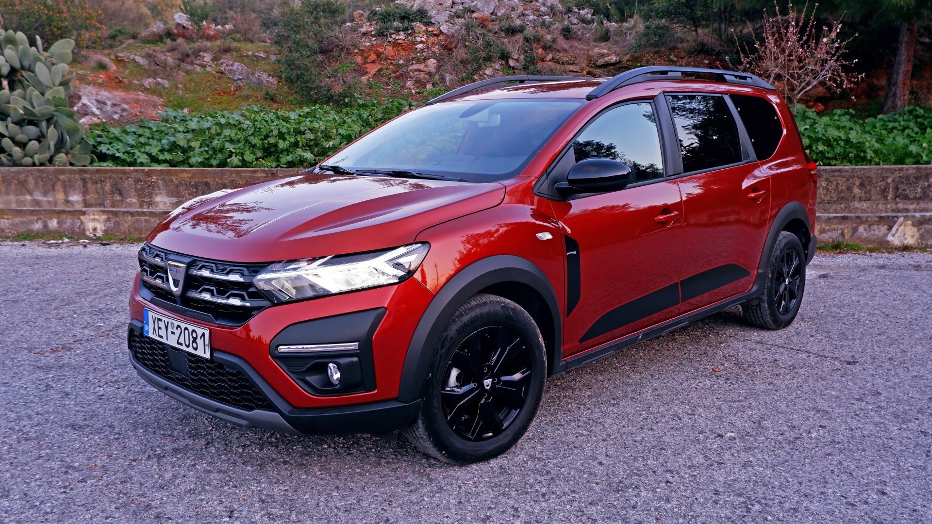 Dacia Jogger Exterior Parking (1)