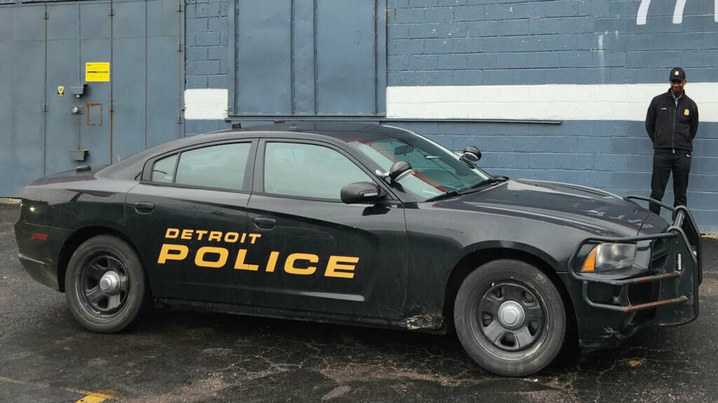  Detroit Police Want More License Plate Readers As Auto Thefts Soar 30%