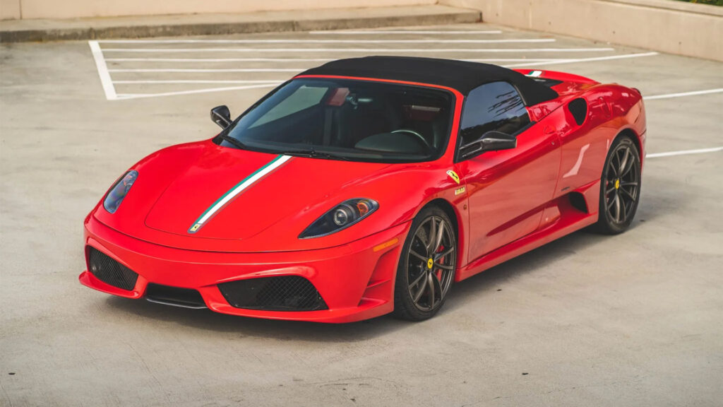  How Could You Not Fall In Love With This Ferrari 16M Scuderia Spider?