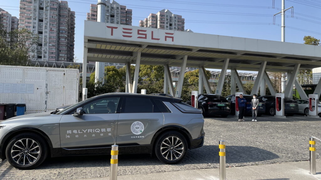  Cadillac Targets Tesla Owners With Lyriq Test Drives At Supercharger Stations