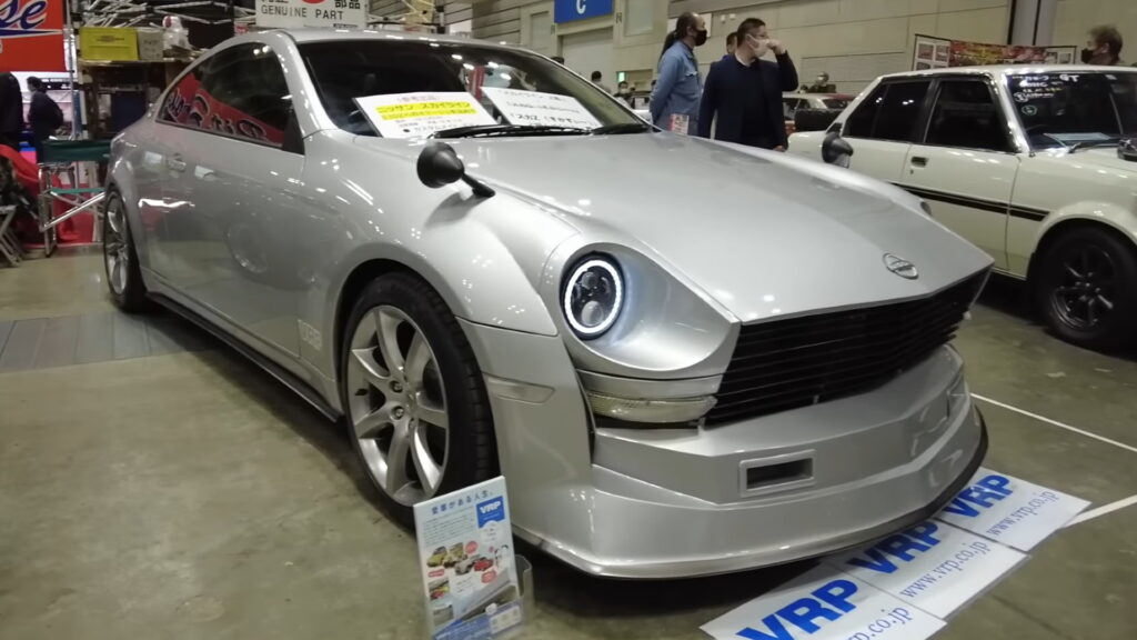  Infiniti G35 Coupe Turned Into Retro-Modern Nissan Z