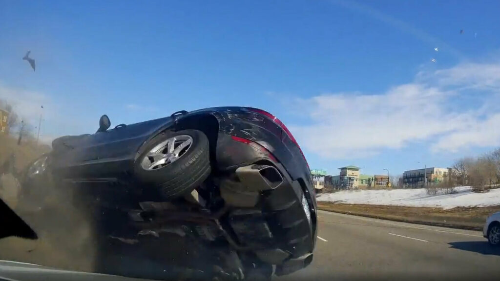 Porsche Macan Driver Gets PIT-ed, But Who’s To Blame?