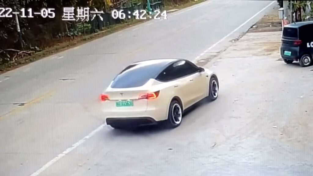  Tesla Driver Pressed Wrong Pedal In Fatal China Crash, Data Suggests