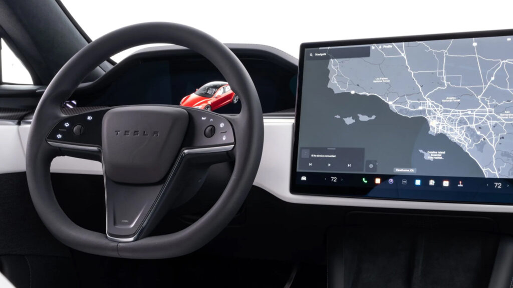  Tesla’s Round Steering Wheel Retrofit Reportedly Sells Out In Just A Week