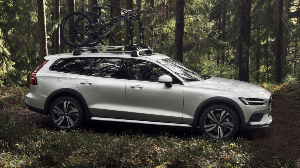 Various 2023 Volvo Models May Display Inaccurate E-Call Warning