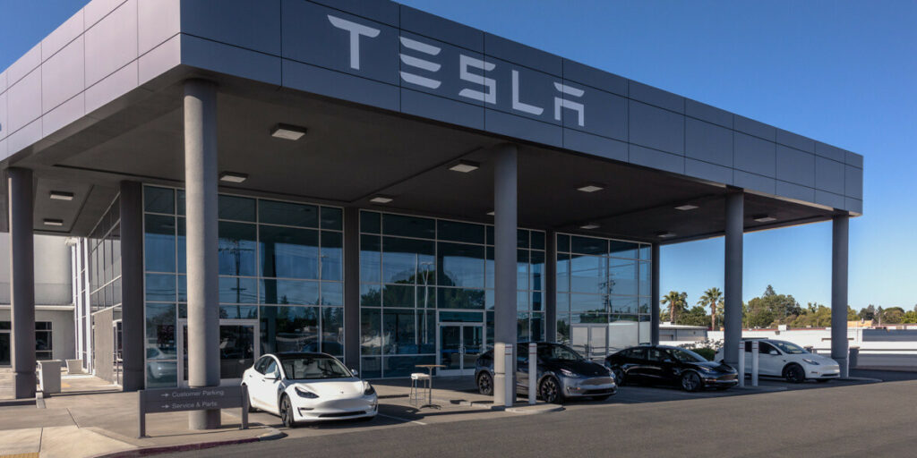 Black Ex-Tesla Employee Payout Reduced To $3.2M After Rejecting $15M In Racial Bias Case