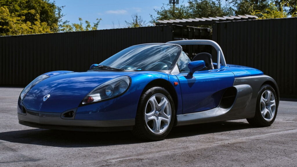  Remember Renault’s Wacky Sport Spider? There’s One For Sale In Florida