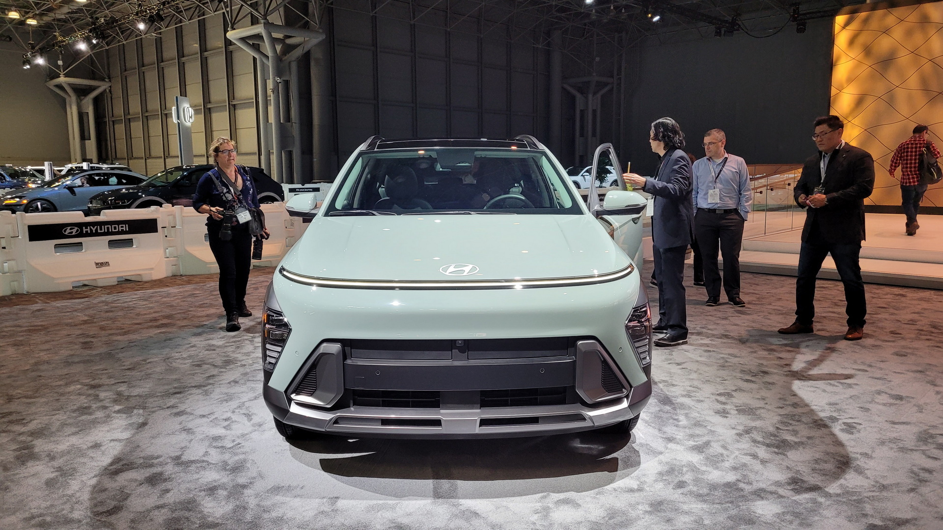 2024 Hyundai Kona Limited - NY Auto Show (3)
