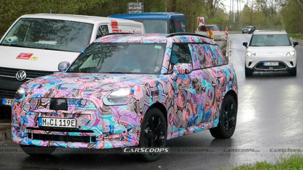  New MINI Countryman EV Spied Benchmarked Against Smart #1