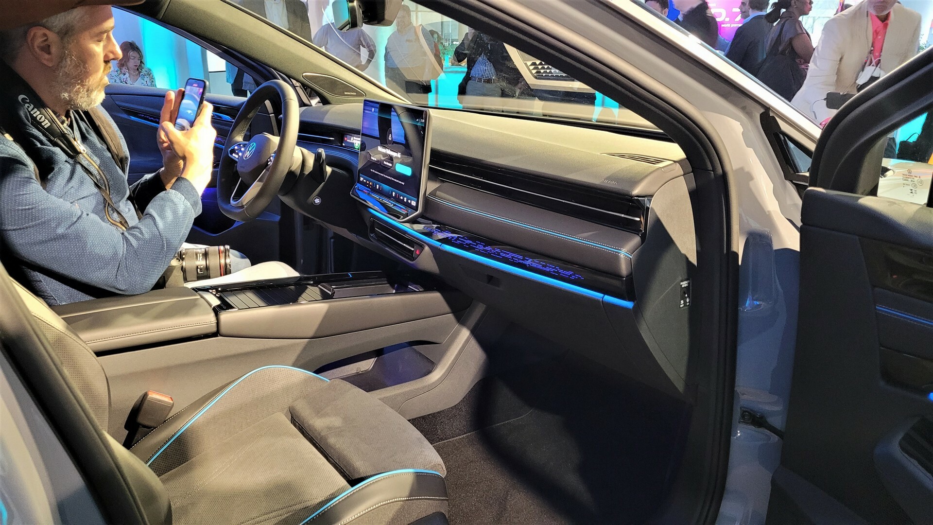 2025 VW ID.7 CarScoops 101