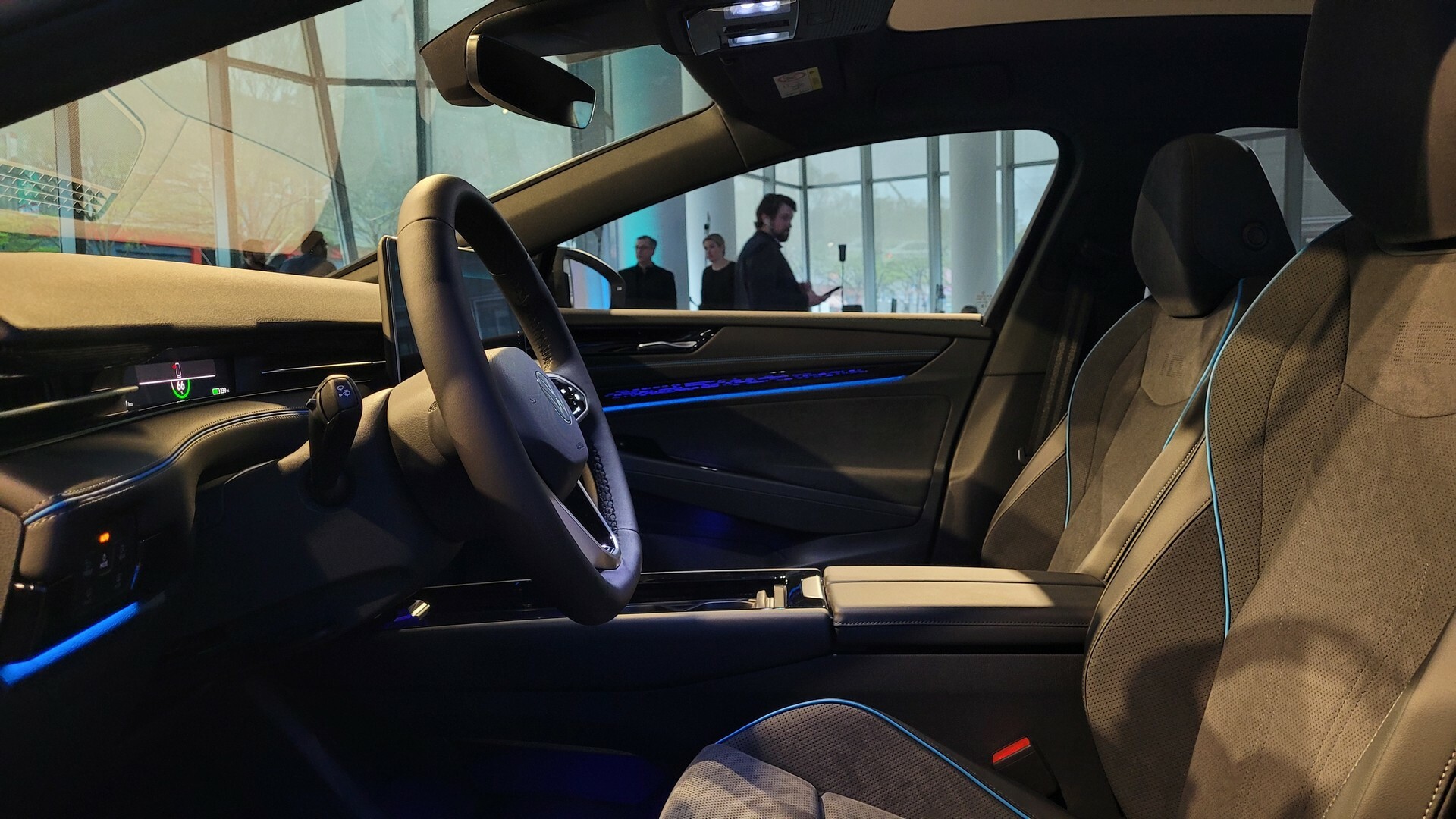 2025 VW ID.7 CarScoops 116