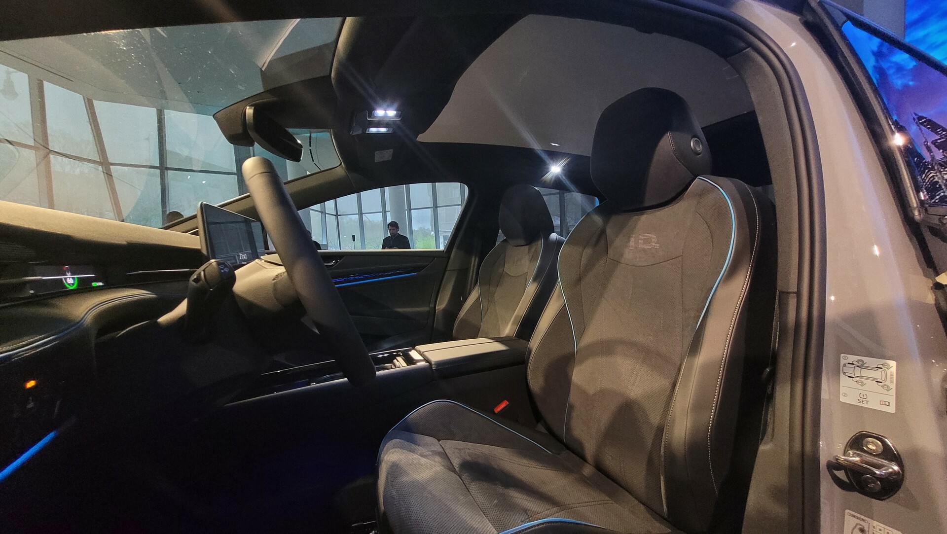 2025 VW ID.7 CarScoops 117